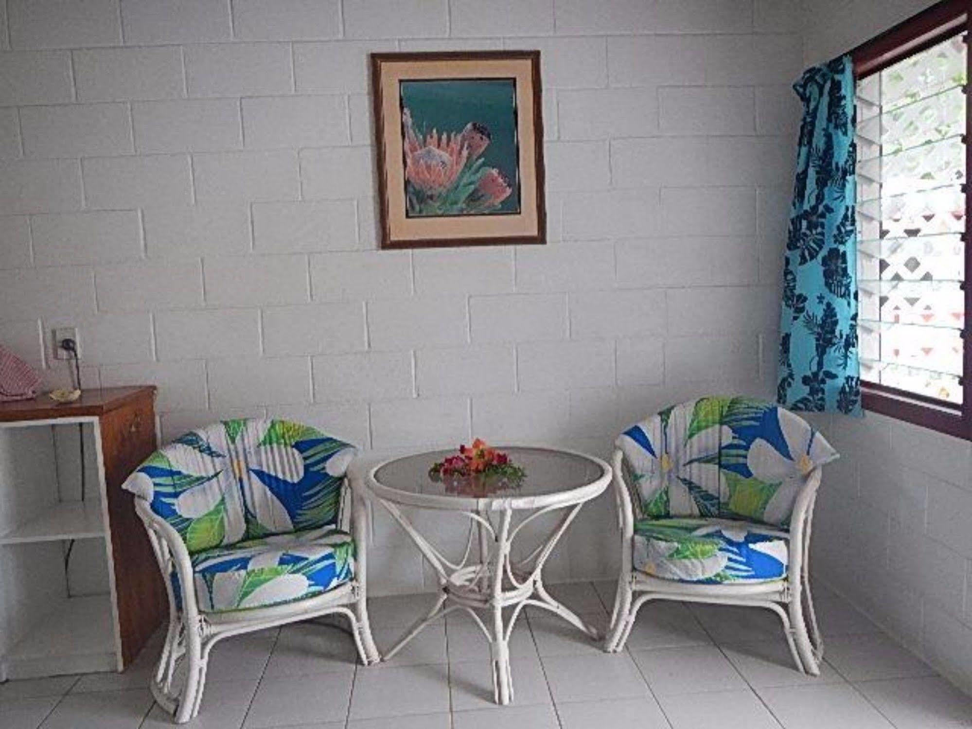 Reef Motel - Aitutaki Arutanga Buitenkant foto