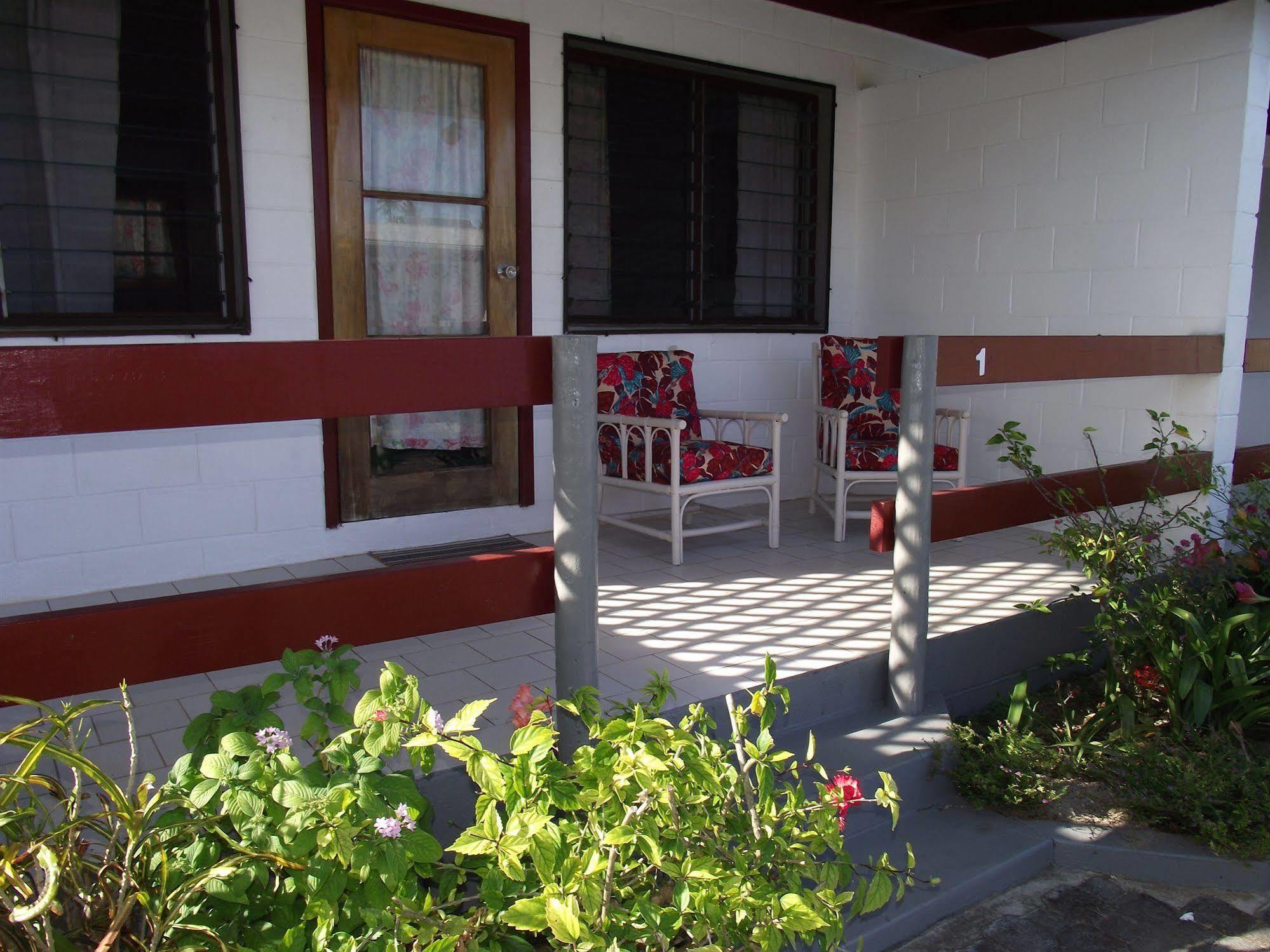 Reef Motel - Aitutaki Arutanga Buitenkant foto