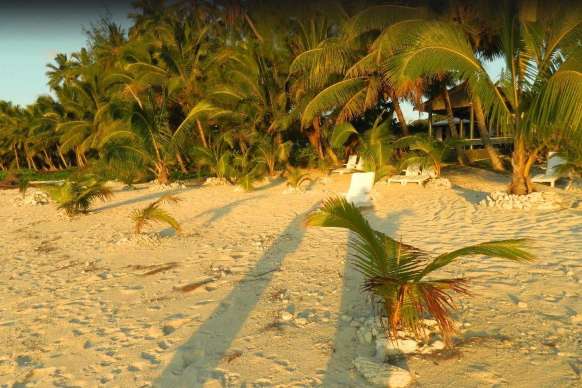 Reef Motel - Aitutaki Arutanga Buitenkant foto